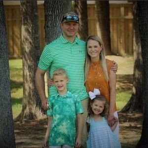 Meet your Posher, Megan justin